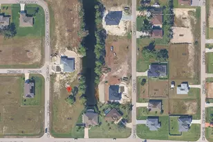 3135 NE 13th Ave, Cape Coral, FL 33909 - Photo 1