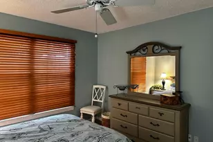 2543 Bedford Mews Dr E, Wellington, FL 33414 - Photo 11
