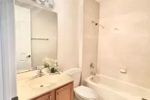 870 Marina Del Ray Ln, West Palm Beach, FL 33401 - Photo 9