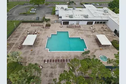 4640 Lucerne Lakes Boulevard W #404, Lake Worth, FL 33467 - Photo 29