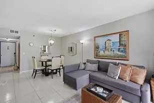 4640 Lucerne Lakes Blvd W, Lake Worth, FL 33467 - Photo 11