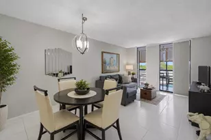 4640 Lucerne Lakes Blvd W, Lake Worth, FL 33467 - Photo 5