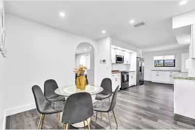2001 N 52nd Avenue, Hollywood, FL 33021 - Photo 7