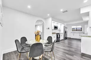 2001 N 52nd Ave, Hollywood, FL 33021 - Photo 7