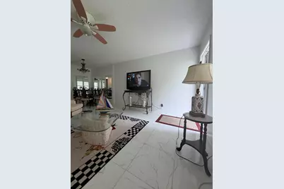 352 Sheffield O, West Palm Beach, FL 33417 - Photo 5