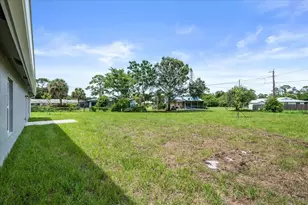 7002 Paso Robles Blvd, Fort Pierce, FL 34951 - Photo 21