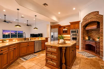 4051 E Ridgeview Drive, Davie, FL 33330 - Photo 11