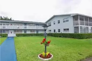138 Farnham F N, Deerfield Beach, FL 33442 - Photo 1