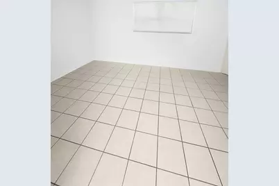 1151 NE 17th Court #Apt 27, Fort Lauderdale, FL 33305 - Photo 5