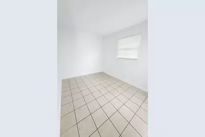 1151 NE 17th Court #Apt 27, Fort Lauderdale, FL 33305 - Photo 7