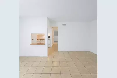 1151 NE 17th Court #Apt 27, Fort Lauderdale, FL 33305 - Photo 3