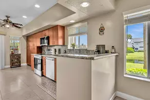 23156 Fountain View Dr, Boca Raton, FL 33433 - Photo 11