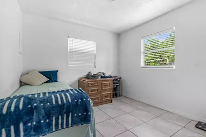1810 N 16th Court, Fort Pierce, FL 34950 - Photo 13