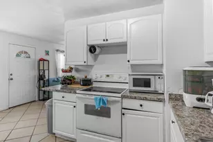 1810 N 16th Ct, Fort Pierce, FL 34950 - Photo 5