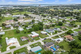 1810 N 16th Ct, Fort Pierce, FL 34950 - Photo 15
