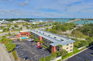 701 N Indian River Dr, Fort Pierce, FL 34949 - Photo 33