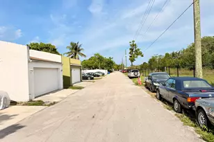 6238 SW 7th St, Margate, FL 33068 - Photo 19