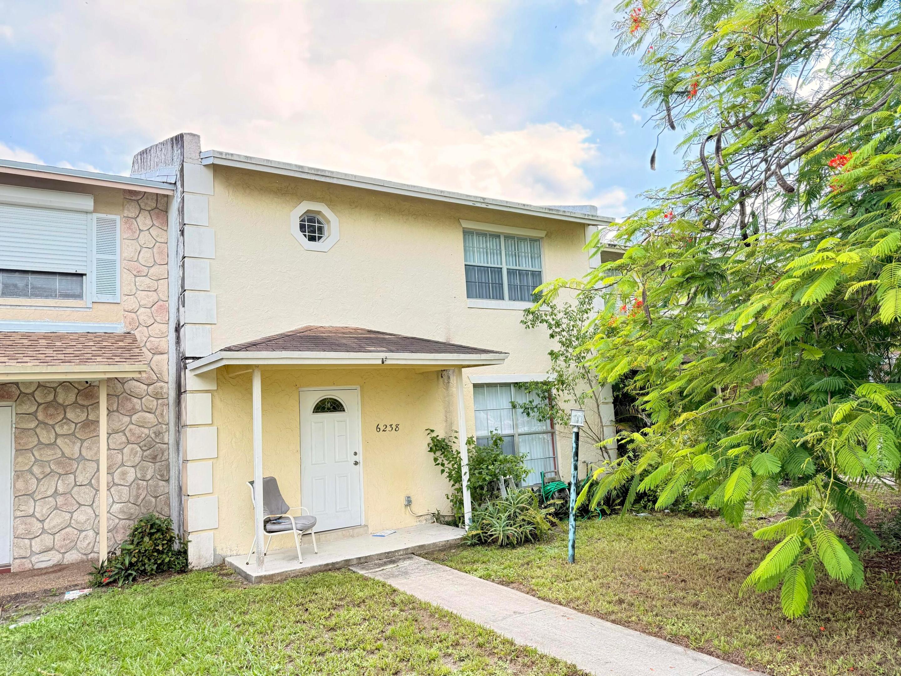 6238 SW 7th St - 6238 SW 7th St, Margate, FL 33068 Luxury Property | Jose Angel Pina