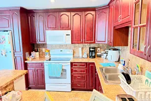 6238 SW 7th St, Margate, FL 33068 - Photo 9