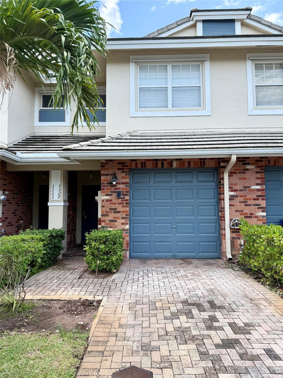 3329 NW 29th Ct - 3329 NW 29th Ct, Lauderdale Lakes, FL 33311 Luxury Property | Jose Angel Pina