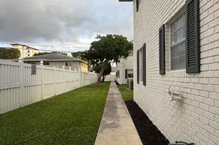 298 SW 6th St, Boca Raton, FL 33432 - Photo 25