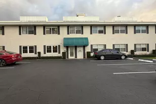 298 SW 6th St, Boca Raton, FL 33432 - Photo 1