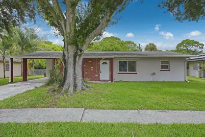 2907 Sherwood Lane, Fort Pierce, FL 34982 - Photo 1