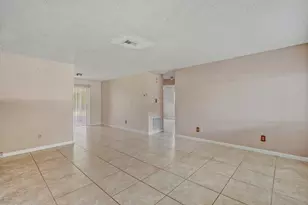 2907 Sherwood Ln, Fort Pierce, FL 34982 - Photo 13