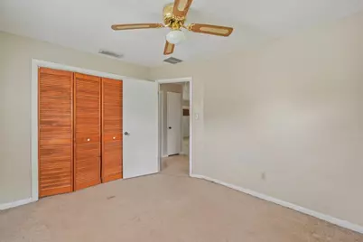 2907 Sherwood Lane, Fort Pierce, FL 34982 - Photo 19