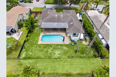 8560 NW 2nd Street, Coral Springs, FL 33071 - Photo 47
