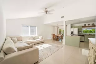 11130 NW 26th Pl, Sunrise, FL 33322 - Photo 7