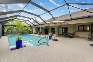 11 Alnwick Rd, Palm Beach Gardens, FL 33418 - Photo 13