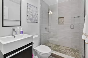 335 NE 7th St, Boca Raton, FL 33432 - Photo 41