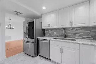 5280 NW 2nd Ave, Boca Raton, FL 33487 - Photo 9