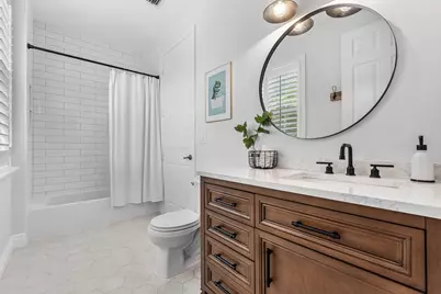 8421 Calabria Lakes Drive, Boynton Beach, FL 33473 - Photo 29