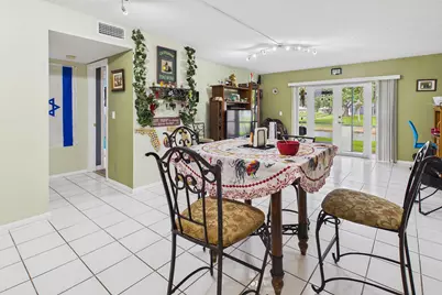 8511 Old Country Manor #401, Davie, FL 33328 - Photo 13