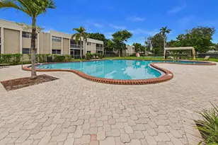 8511 Old Country Manor, Davie, FL 33328 - Photo 23