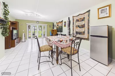 8511 Old Country Manor #401, Davie, FL 33328 - Photo 7