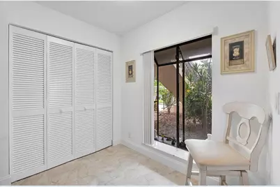 5055 Oak Hill Lane #213, Delray Beach, FL 33484 - Photo 11