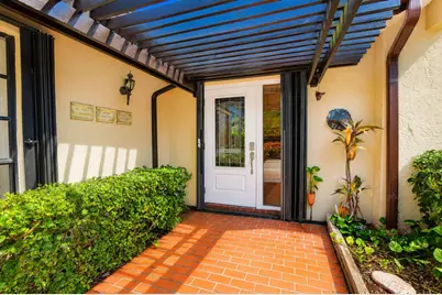 21718 San Simeon Circle, Boca Raton, FL 33433 - Photo 9