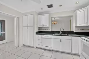 21718 San Simeon Cir, Boca Raton, FL 33433 - Photo 13