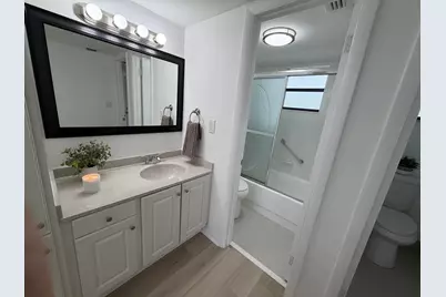 1101 Colony Point Circle #506, Pembroke Pines, FL 33026 - Photo 5