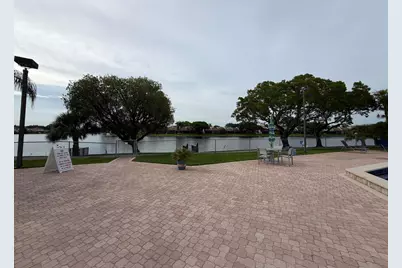 1101 Colony Point Circle #506, Pembroke Pines, FL 33026 - Photo 11