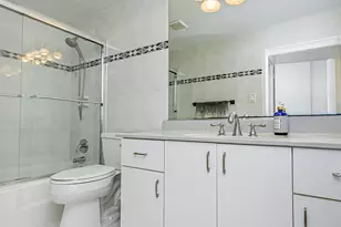 5601 Collins Ave, Miami Beach, FL 33140 - Photo 31