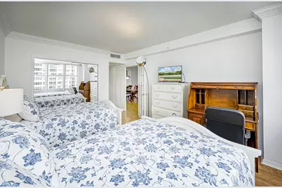 5601 Collins Avenue #816, Miami Beach, FL 33140 - Photo 17