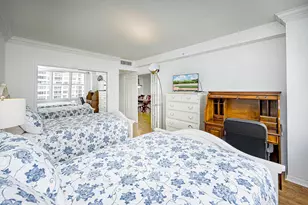 5601 Collins Ave, Miami Beach, FL 33140 - Photo 17