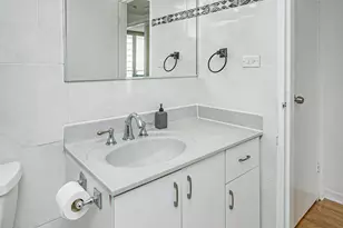 5601 Collins Ave, Miami Beach, FL 33140 - Photo 15