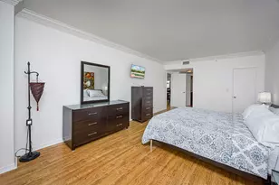 5601 Collins Ave, Miami Beach, FL 33140 - Photo 13
