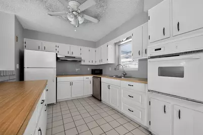414 Foresteria Drive, Lake Park, FL 33403 - Photo 9