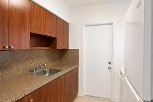1140 NE 15th Ave, Fort Lauderdale, FL 33304 - Photo 3
